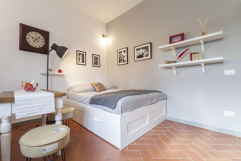 Central Pitti Studio Flat Florence Ngoại thất bức ảnh